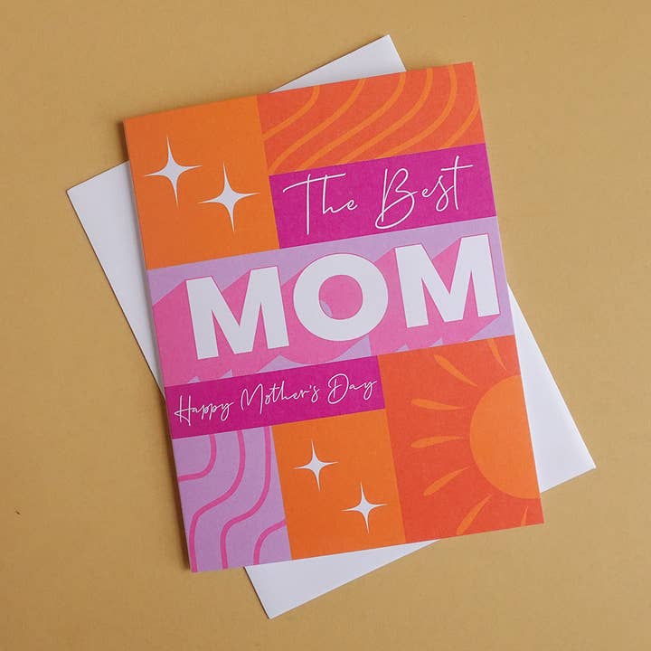 Carte de vœux de la fête des mères en typographie moderne pour la vente par For Tha Masses Design