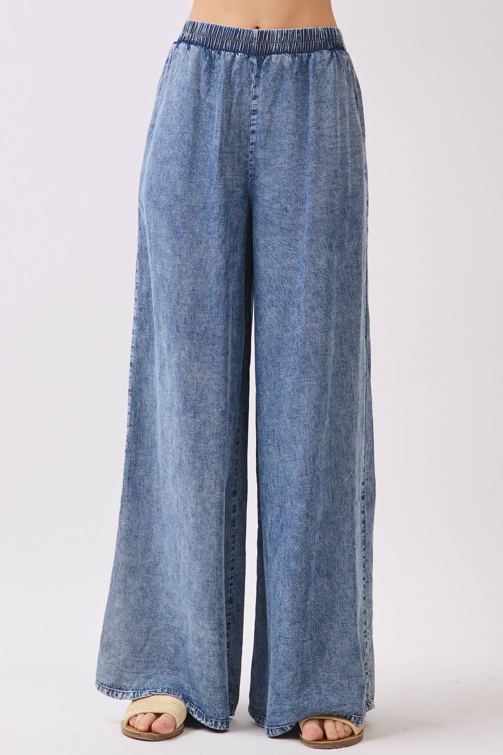 Med Wash Minerale Was Wide Leg Tencel Broek - VP3234A voor groothandel op Faire5