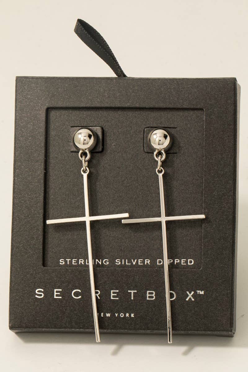 Fame Accessories - Vente Boucles d'oreilles pendantes - Boucles d'oreilles pendantes croix délicate trempées dans l'or Secret Box3