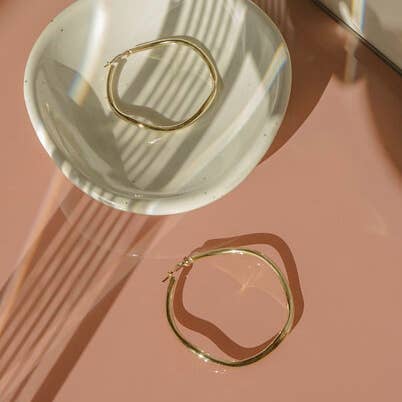 Les créoles scandinaves pour la vente par Milk and Rose