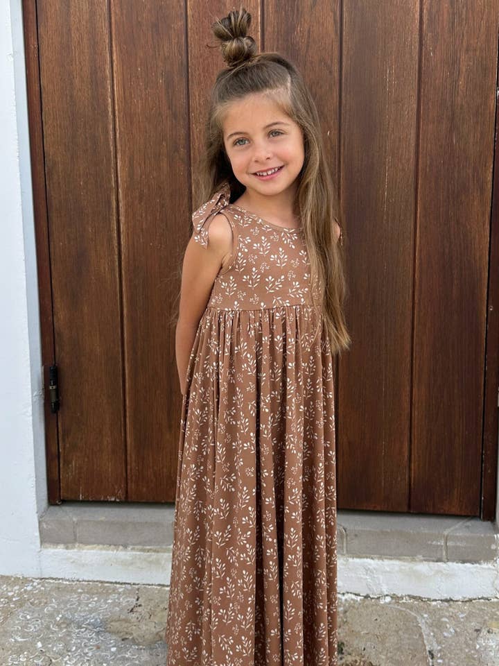 Liza Maxi (brindilles de cacao) pour la vente par Indie Blue