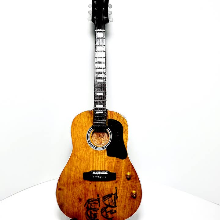 Sweet Strings - Wholesale Musical Instrument - 1:4 Scale Guitar - Type 60