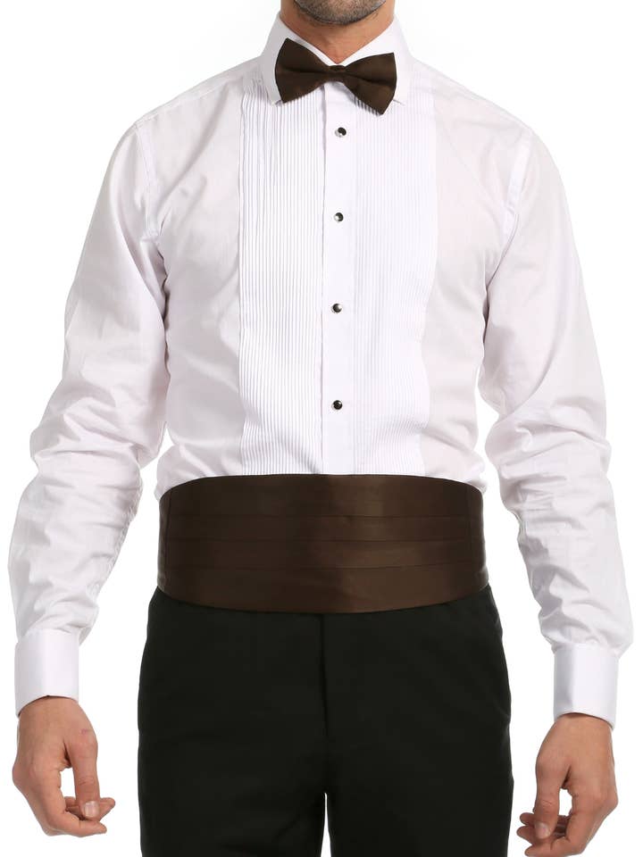 Conjunto de pajarita y fajín marrón satinado para venta al por mayor de Ferrecci