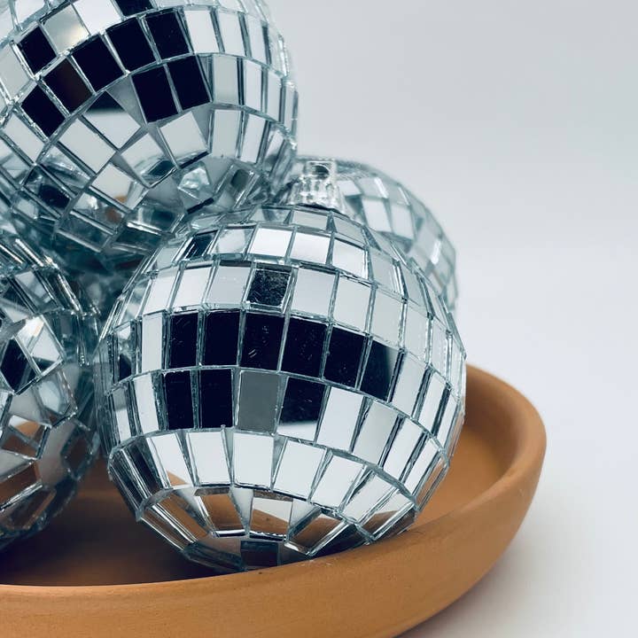 Sarah and Hareld - Wholesale Decorative Tabletop Object - Mini disco balls