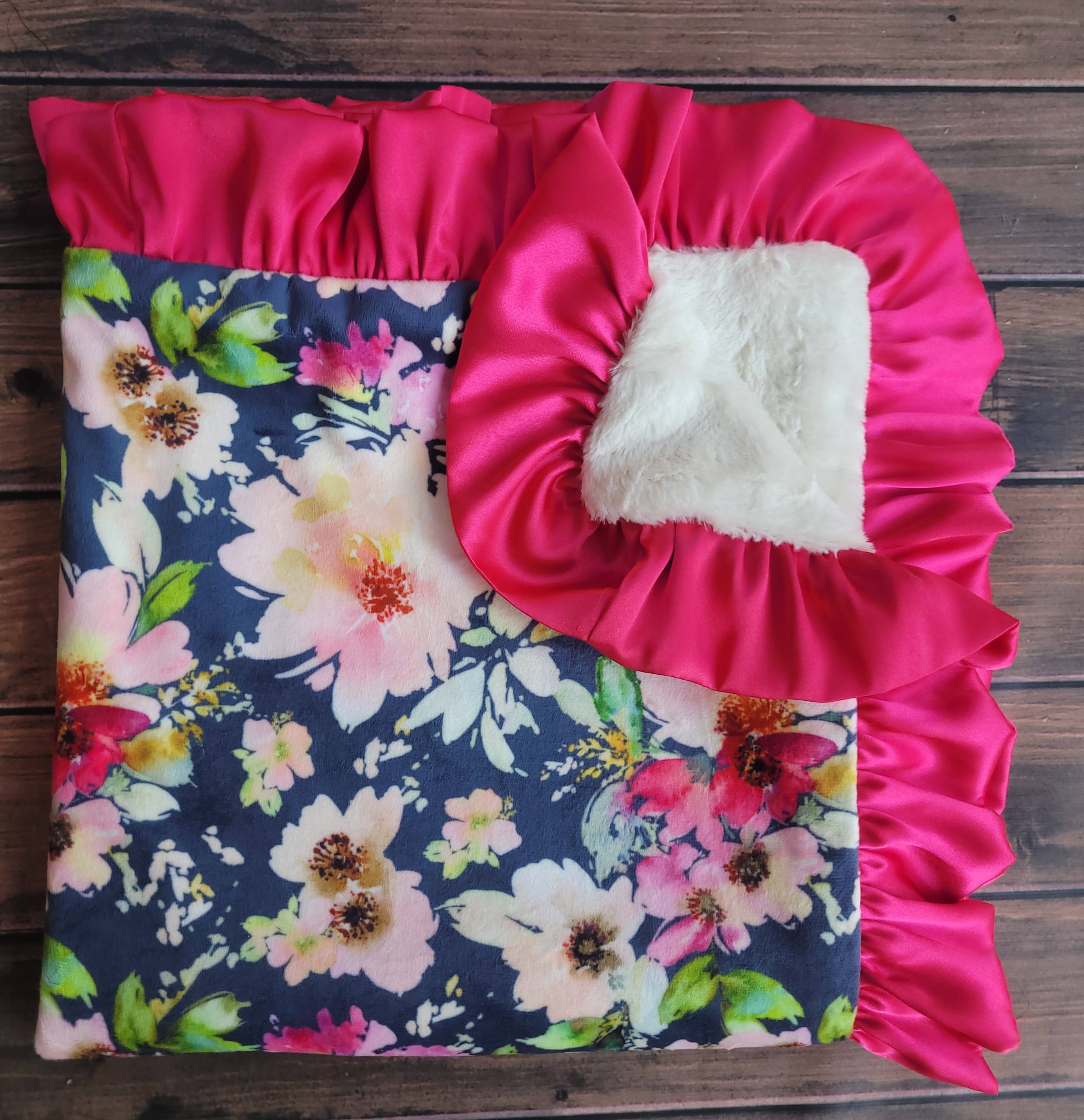 Cuddle Couture - Wholesale Bedding Blanket - Kids & Baby - Floral Escape