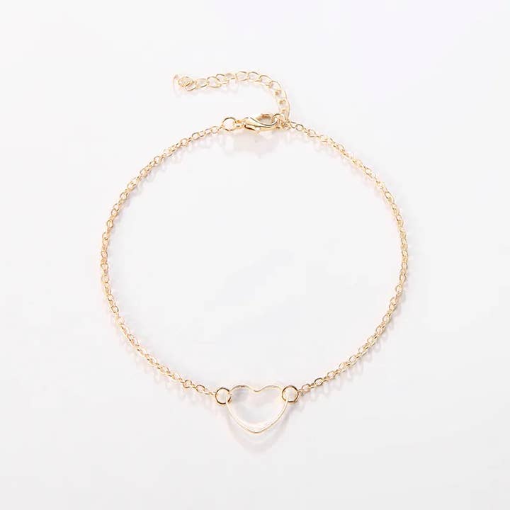 Magnifique Hearts - Wholesale Link & Chain Bracelet - Dainty Gold Heart Charm Bracelet – Adjustable Lobsterclosure