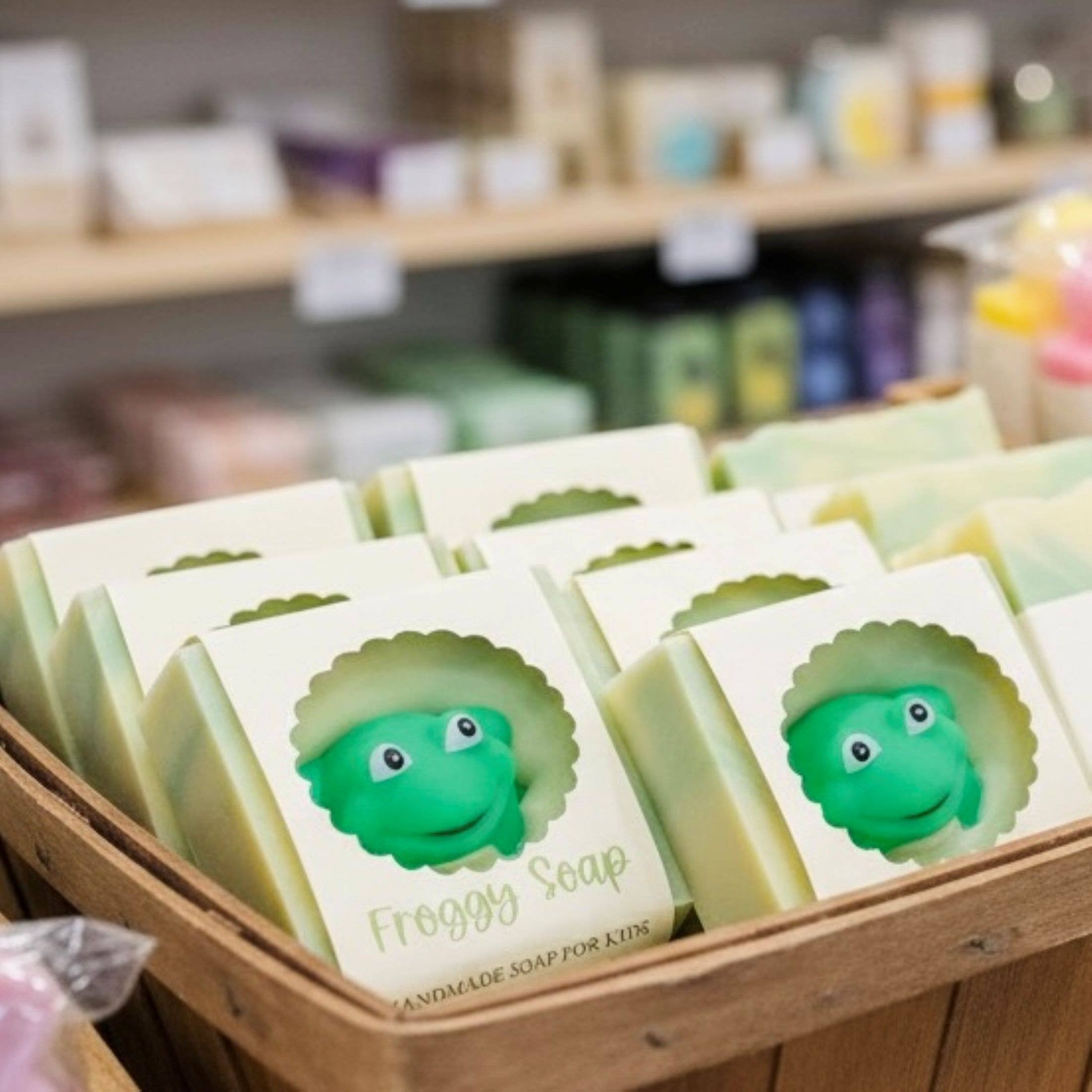 SARATOGA SOAP COMPANY - Wholesale Bar Soap - Froggy Handmade Soap Bar for Kids NATURAL VEGAN COLD PROCESS2