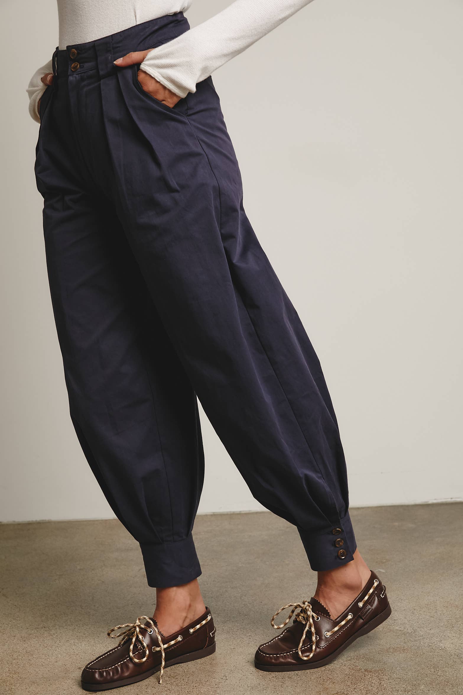 Forte - Vendita all'ingrosso Pantalone - Donna - Pantaloni affusolati con polsino plissettato FP000224