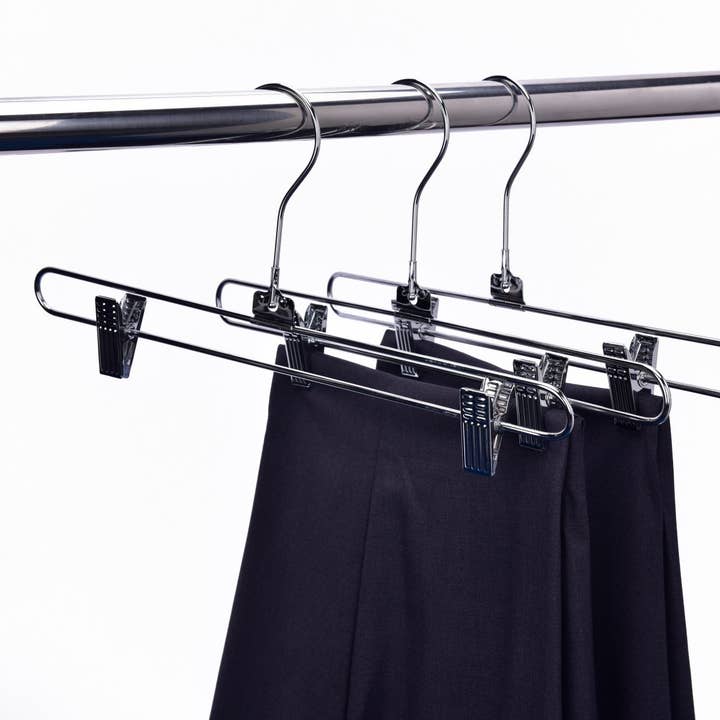 Quality Hangers - Wholesale Clothes Hangers - M053 Heavy Duty Metal Hanger + Clips Swivel Hook - 100pcs3