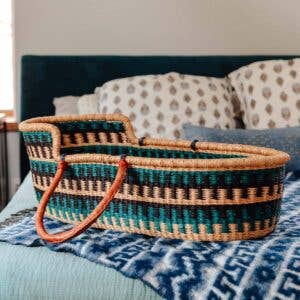 African Market Baskets - Wholesale Bassinet - Baby - African Bolga Baskets : Moses Basket (G-164)2
