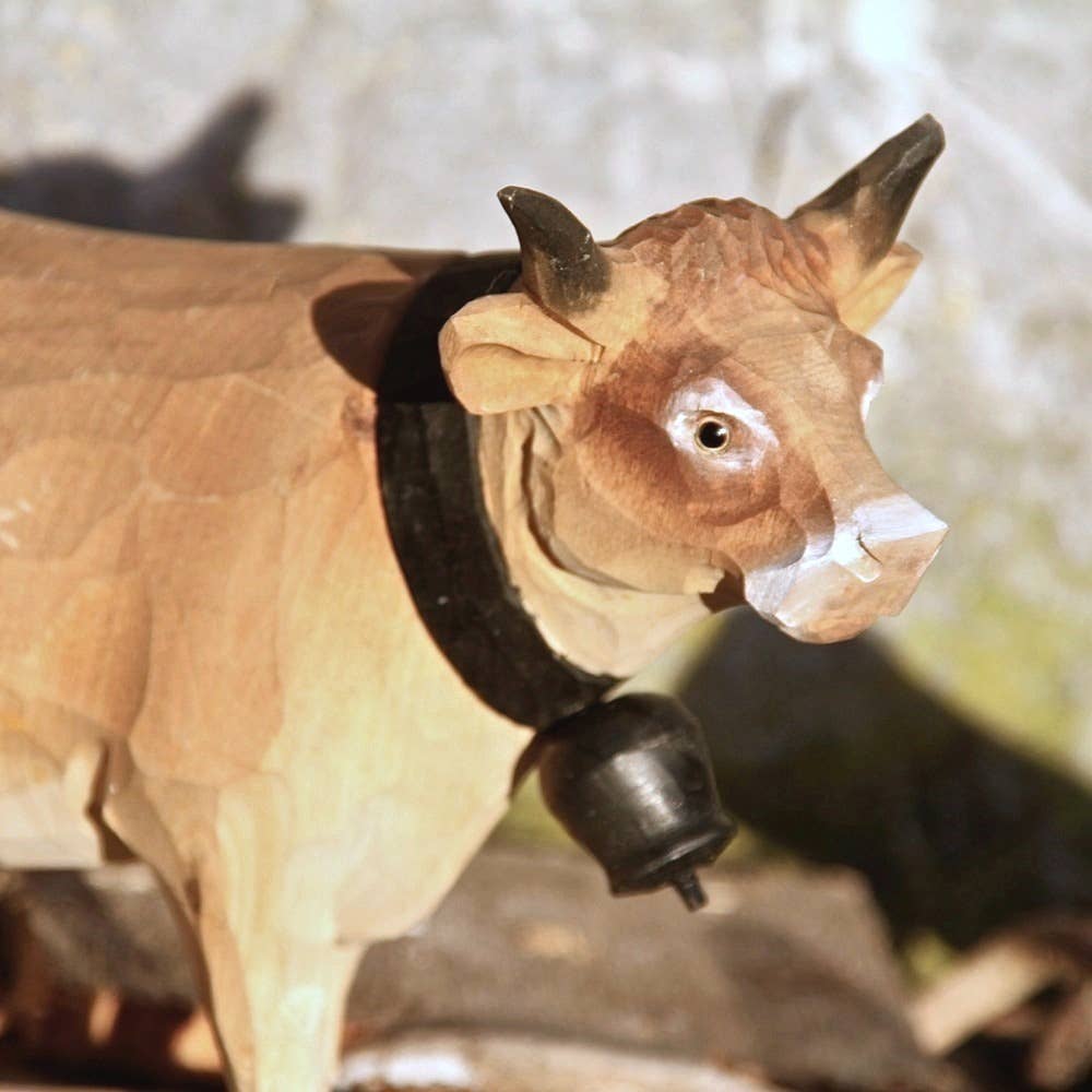 LES SCULPTEURS DU LAC - Venta al por mayor Figura decorativa - Vaca Aubrac grande de madera0