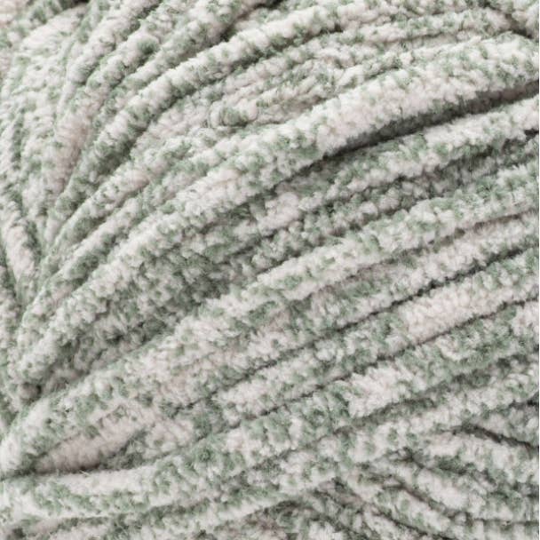 Creative World of Crafts - Wholesale Yarn - Bernat Blanket Speckle 300g (6) Super Bulk Yarn4