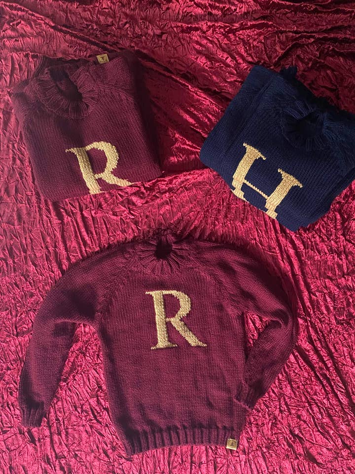 The Witch's Cabin - Wholesale Knit Sweater - Women's - Weasley Harry Potter Christmas handmade sweater3