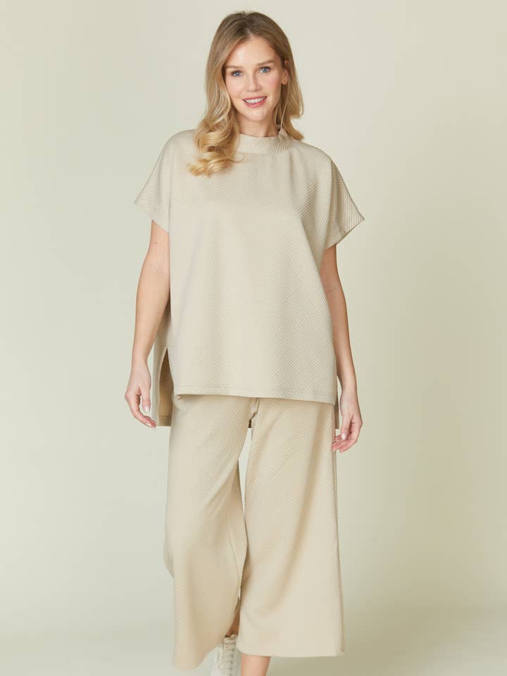 Solid Textured Set for wholesale by BEESON RIVER