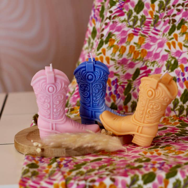 Meet me at the corner - Wholesale Novelty Candle - Santiags Candle3