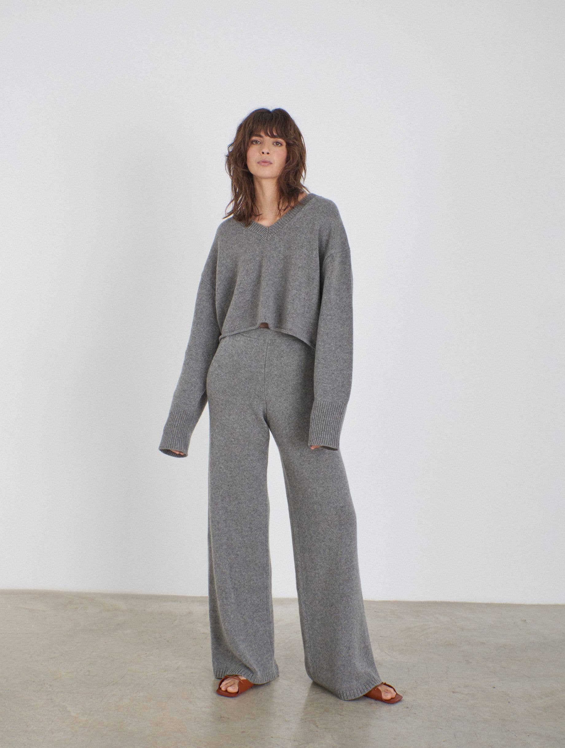 Leap Concept - Wholesale Pants - Women's - LUCA cashmere knitted wide pants14