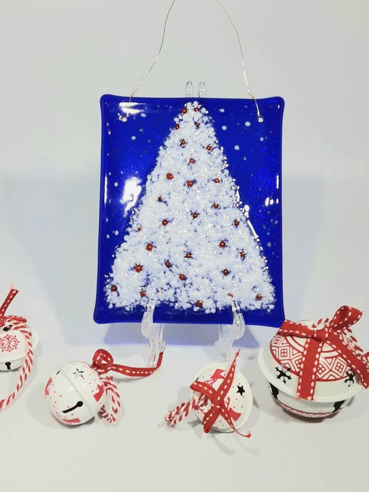 Decorazione in vetro con albero nevoso per la vendita all'ingrosso da parte di Glasstopia