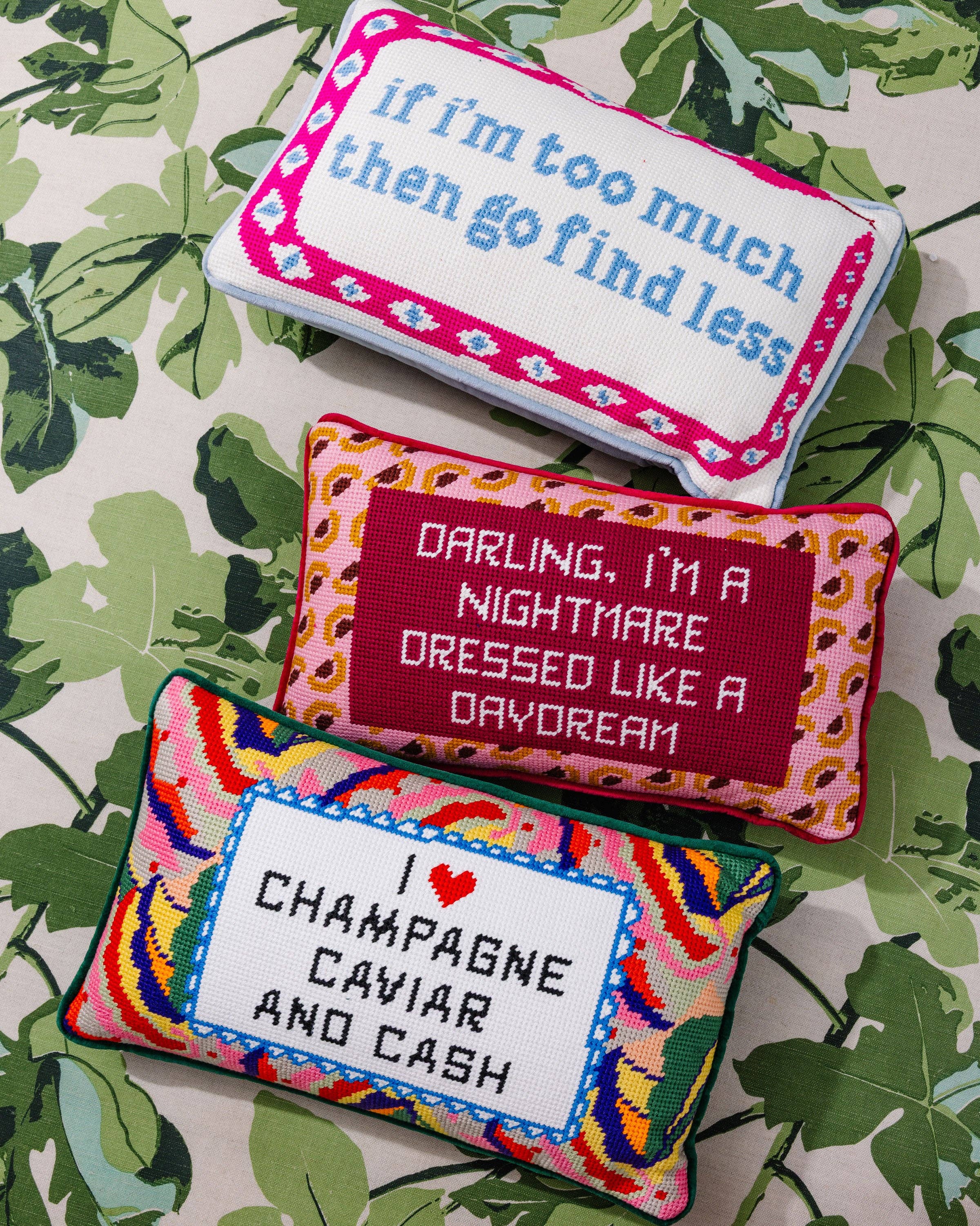 Furbish Studio - Venta al por mayor Cojín decorativo - Cojín de punto de aguja « Dressed Like A Daydream »3