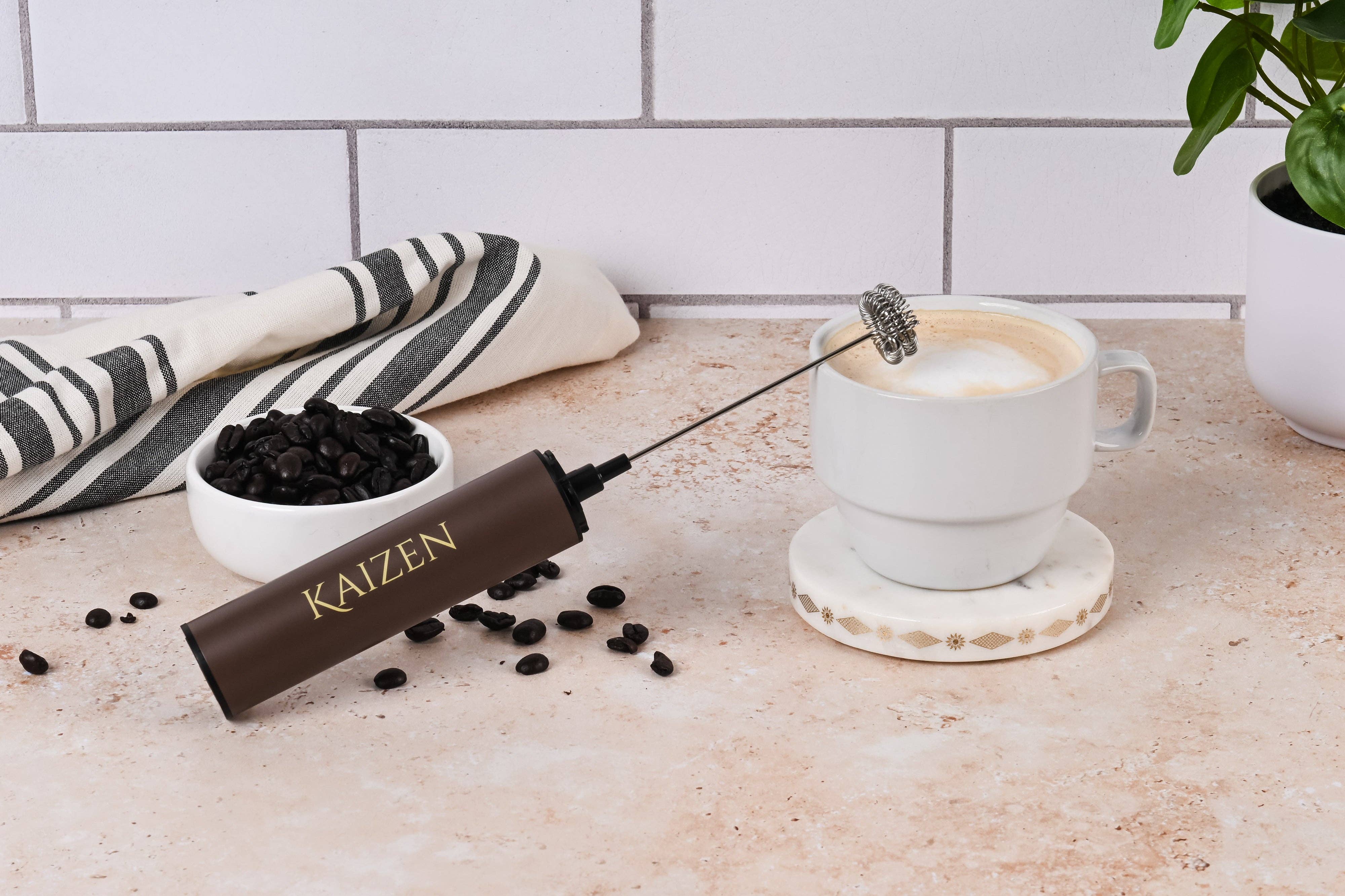 Kaizen - Wholesale Kitchen Tool/Gadget - Kaizen - Handheld Electric Frother1