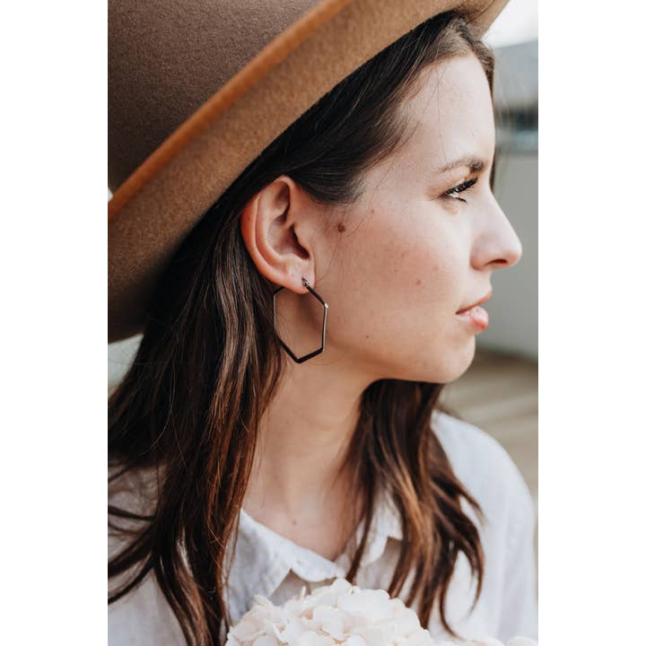 Crowned Free – wholesale Hängande örhängen – Silver Foder Örhängen - Tillverkad av Survivors2