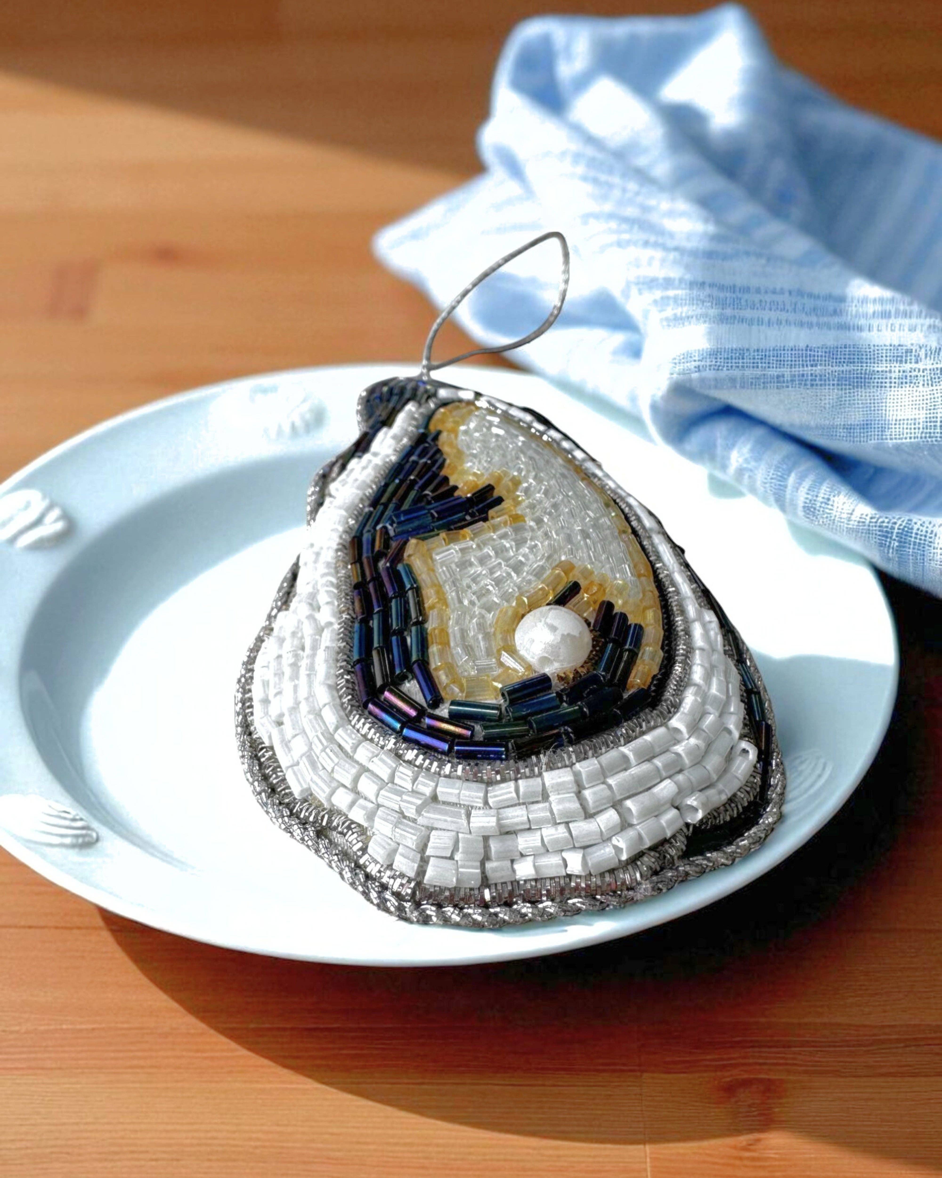 PILLOWPIA - Wholesale Ornament - oyster ornament2