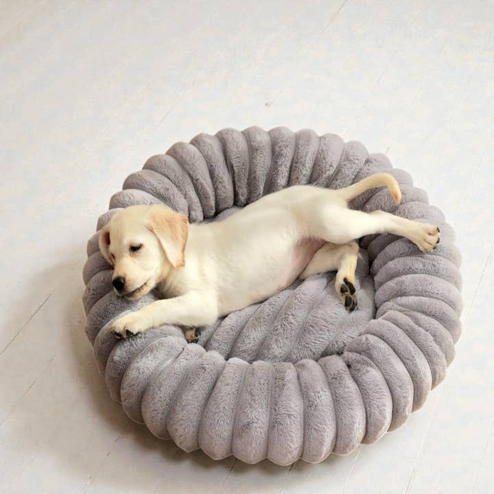 High-Density Plush Round Pet Bed for Cats & Dogs for wholesale by SnowBall (We Cover Import Duty to USA)