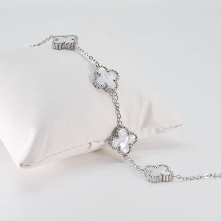 Byzantium Collection Ltd - Wholesale Charm/Dangle Bracelet - White Four Leaf Clover Double-Sided Bracelet,Silver Coloured3