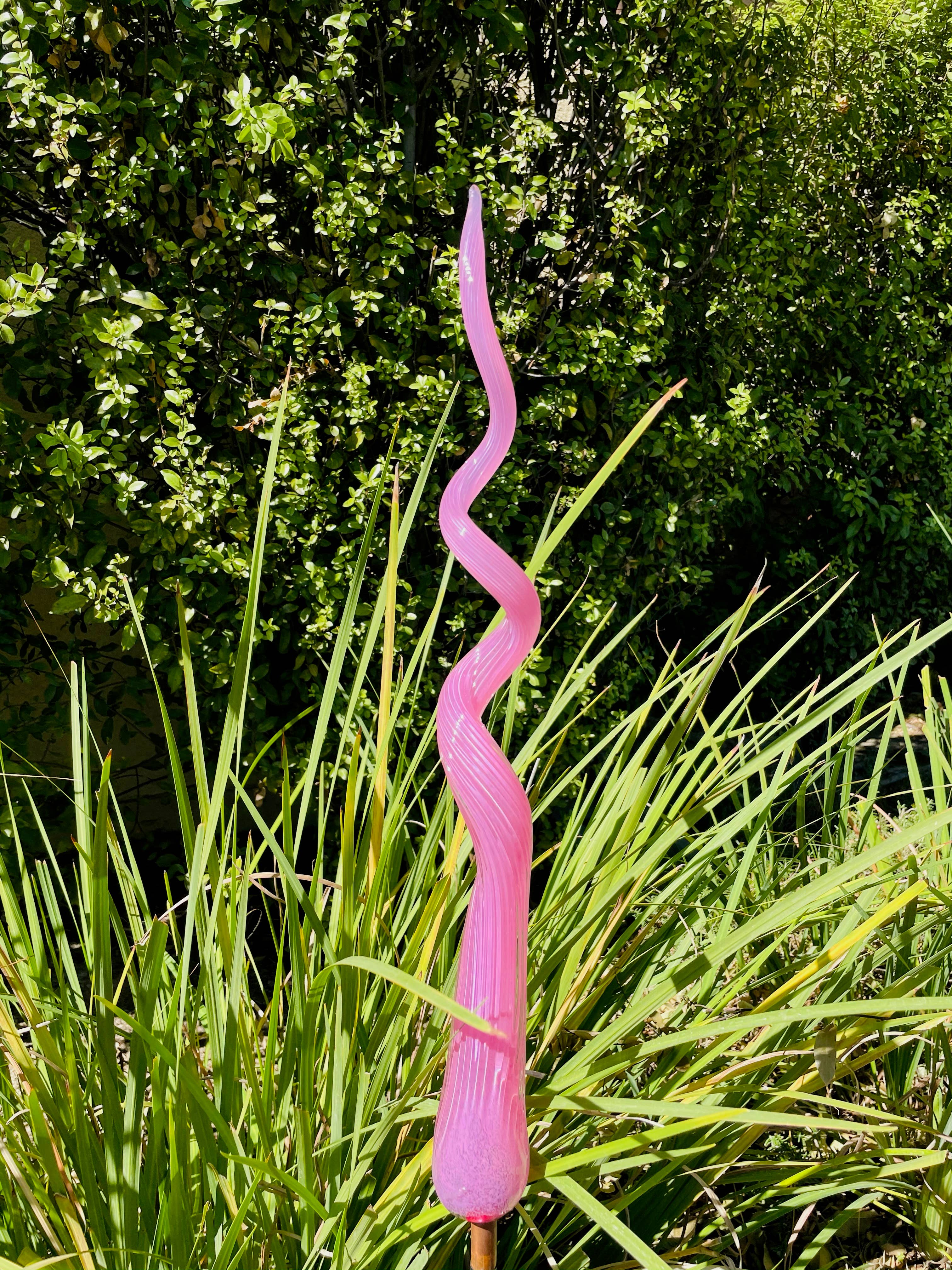 ApricotMint - Wholesale Garden/Lawn Stake - Chihuly Inspired Handcrafted Art Glass Leaf and Garden Art S4