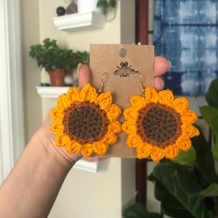 Ceramwitch - Wholesale Dangle Earrings - Crochet Sunflower Earrings5
