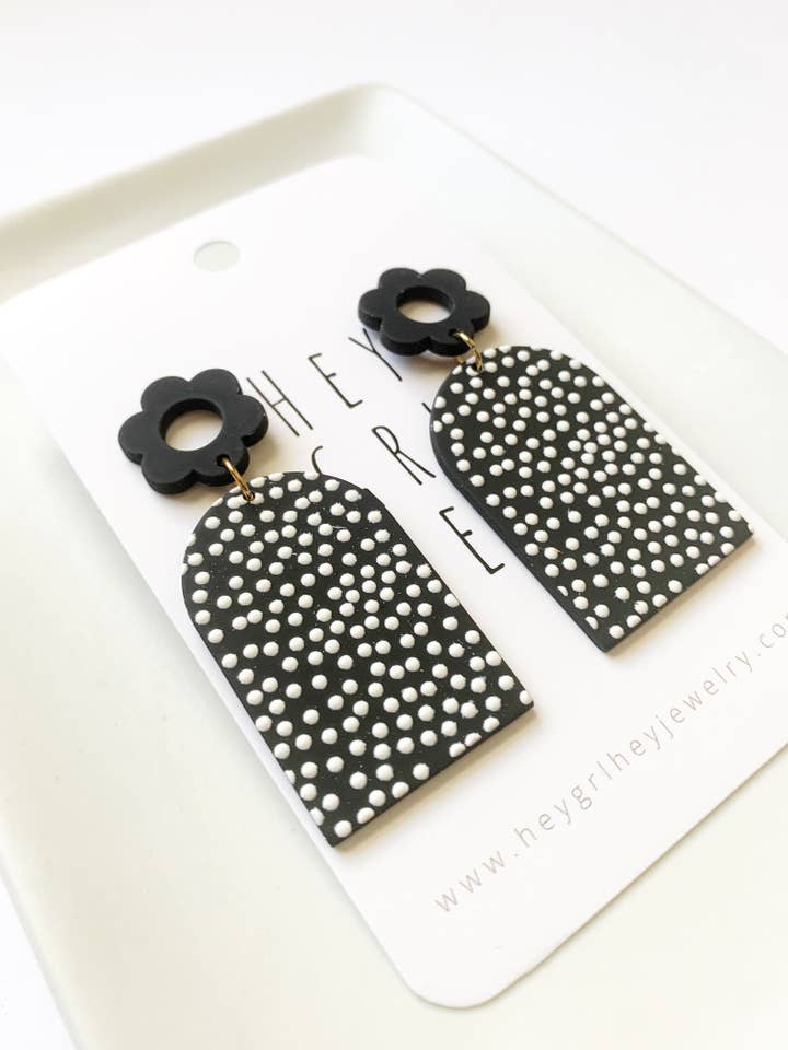 Boucles d'oreilles The Dots pour la vente par Hey Grl Hey Jewelry