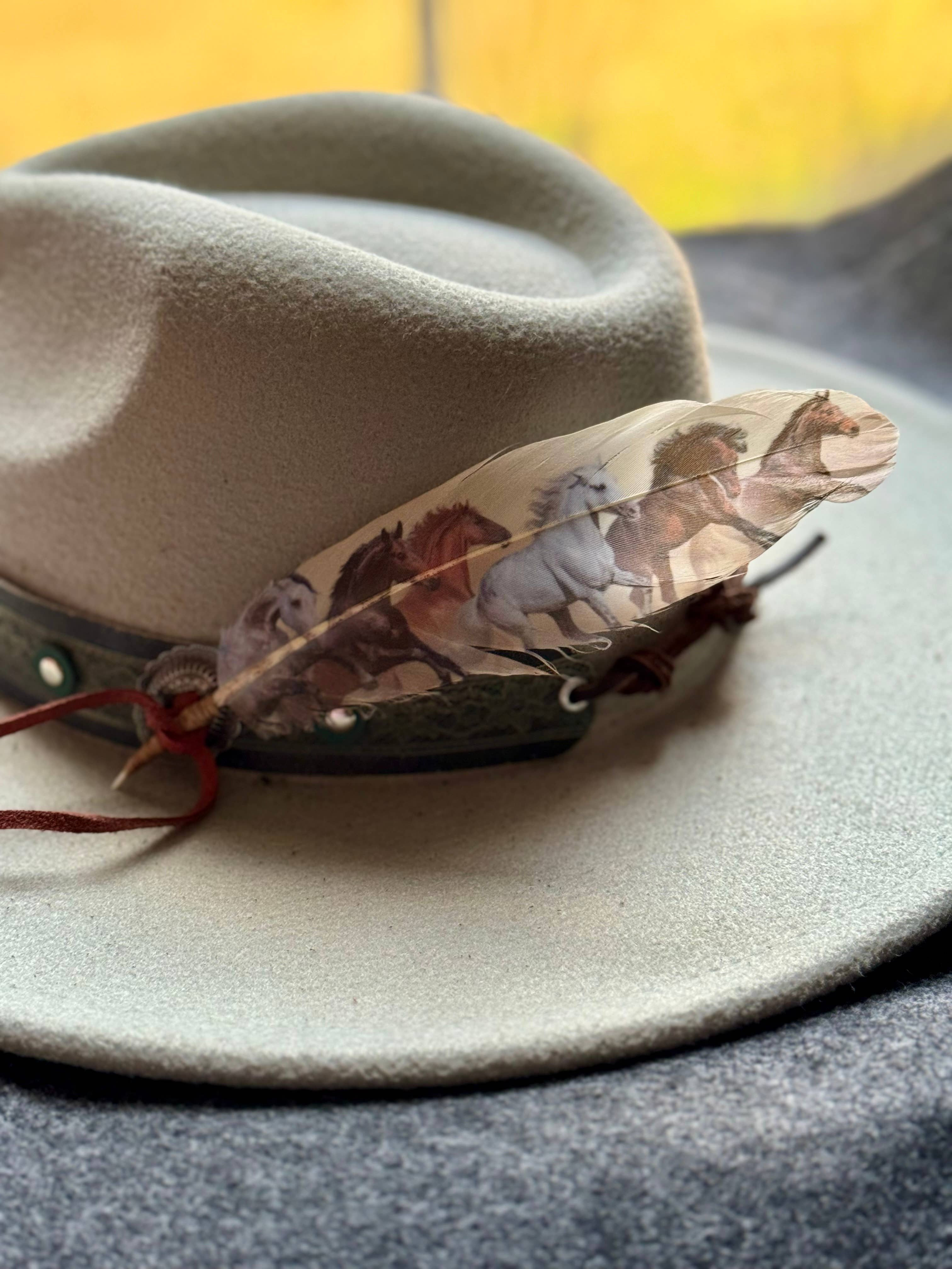 Buckaroo Supply Company - Wholesale Hat Accessory - Women's - Wild Horses (Cream) Hat Feather - Western Hat Accessory 1