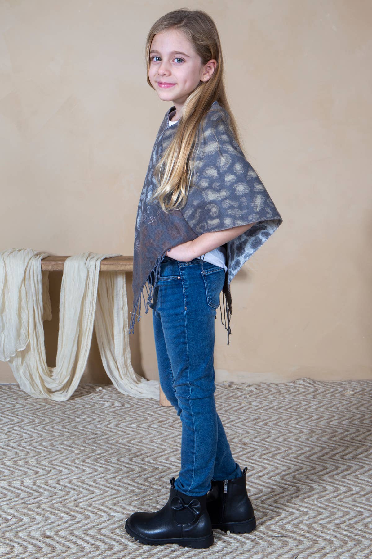 Loven x Mini Momo - Wholesale Mommy & Me Sets - Mommy and Me Matching Cape Blanket Poncho - Leopard10