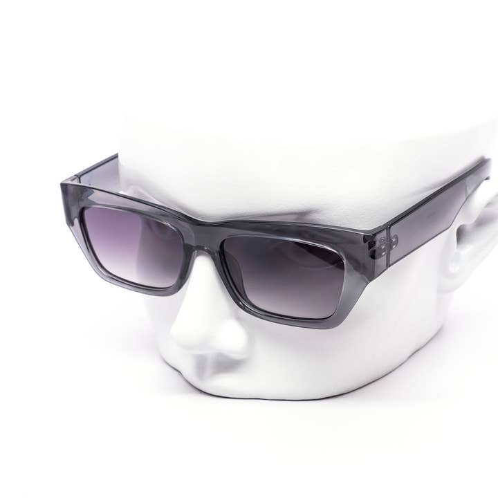 Still Friday – wholesale Sunglasses – Women's – Modern Retro Chunky Rectangular Sunglasses3