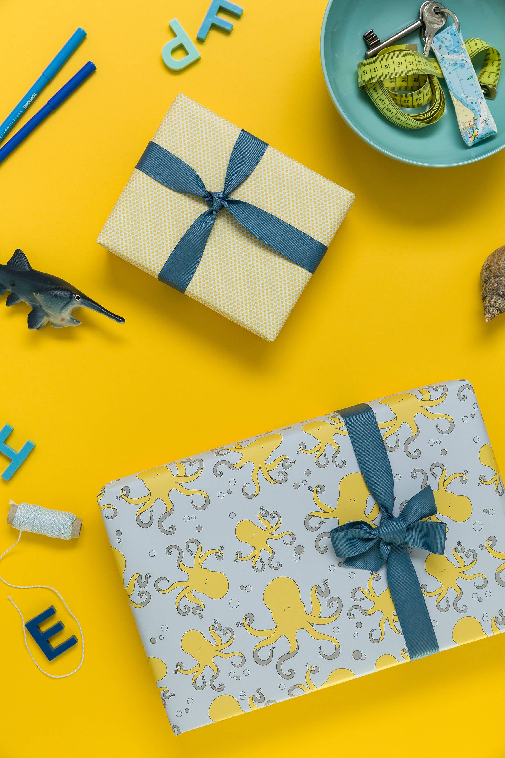 My Pretty Circus - Wholesale Flat Wrap - Yellow octopus wrapping paper, double-sided recycled paper6