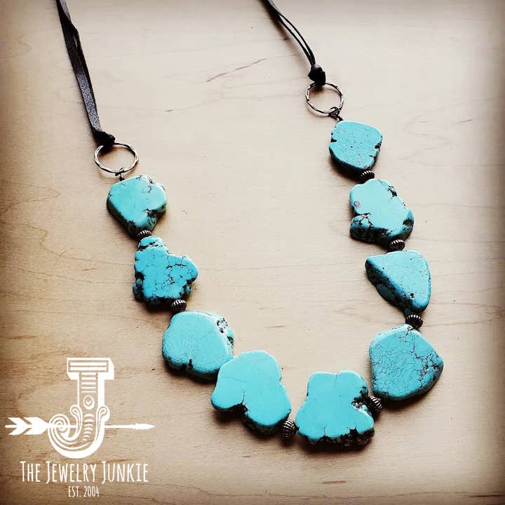 The Jewelry Junkie - Vendita all'ingrosso Collana con ciondolo/pendaglio - Collana con lastra occidentale in turchese blu con lacci in pelle 235x