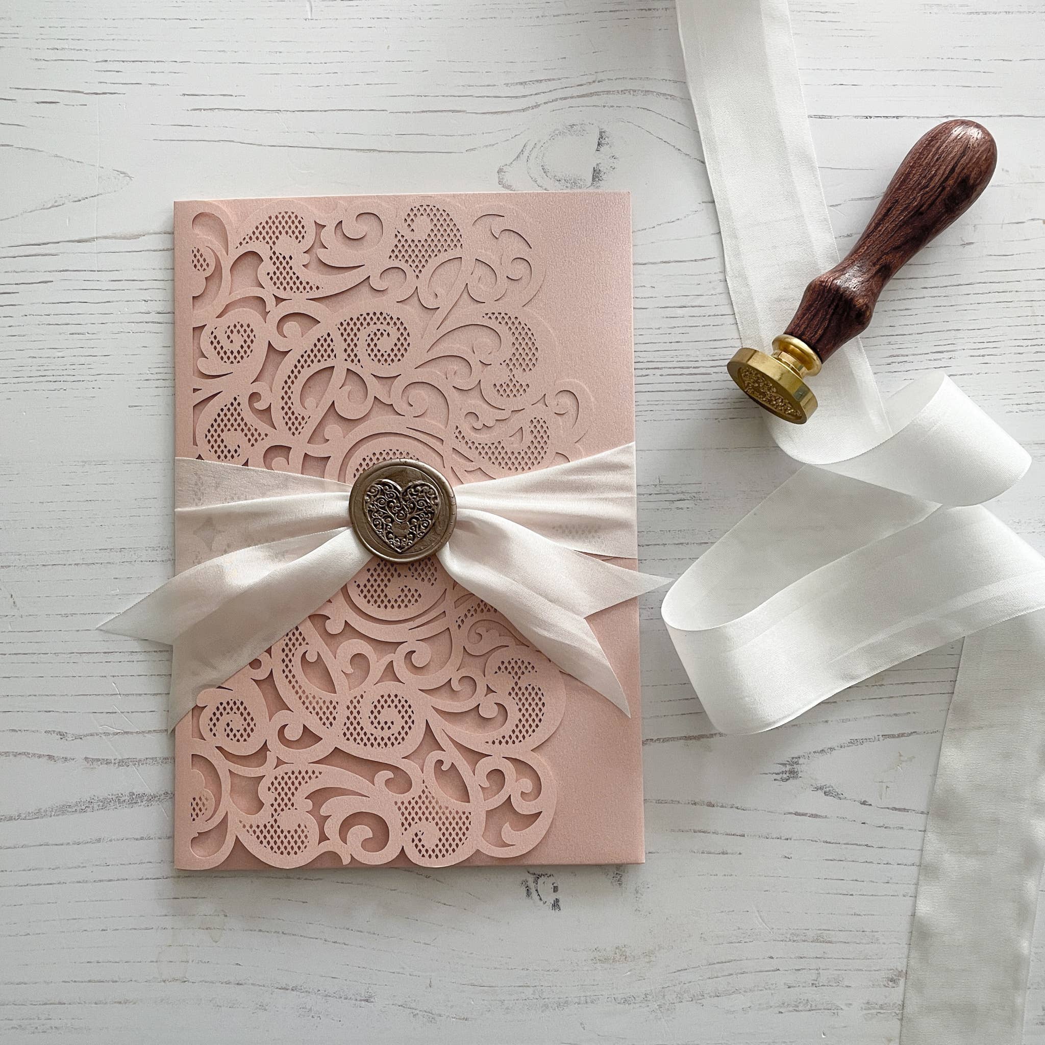 Imaginediy – wholesale Invitations – Amelie Laser Cut Pocket Invitation in Blush Pink5