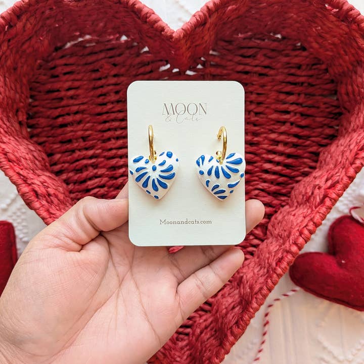 Moon & Cats - Wholesale Dangle Earrings - Blue talavera on white hearts 0
