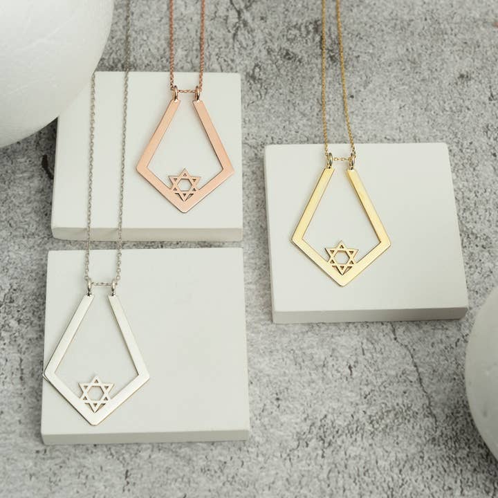 David Of Star Ring Necklace Holder for wholesale by Gowa Design