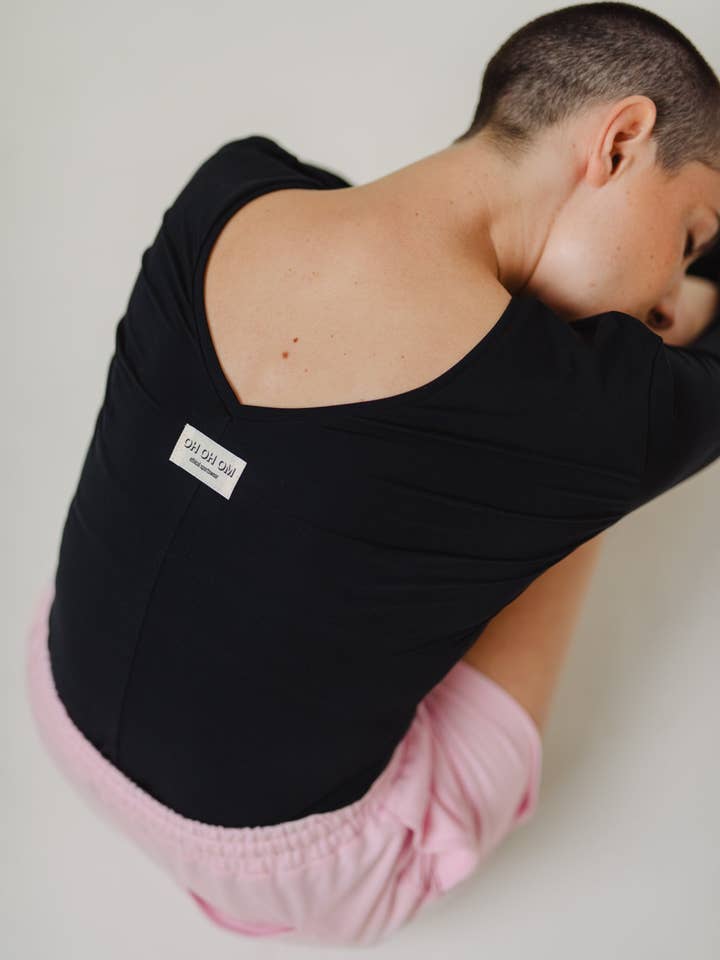 O-long sleeve for wholesale by OH OH OM ethical sportswear
