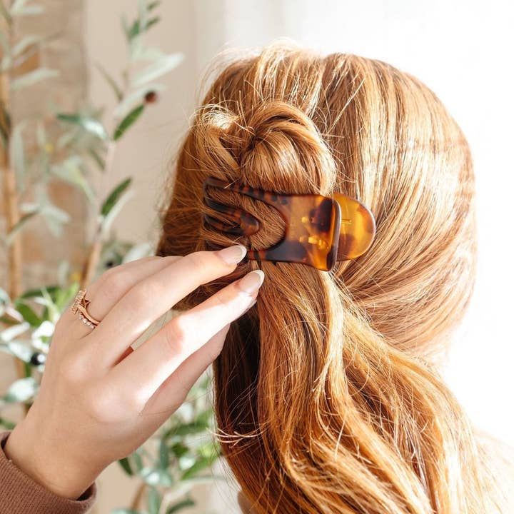 Shop Andi - Wholesale Hair Clip - Women's - Ember Flat Claw Clip4