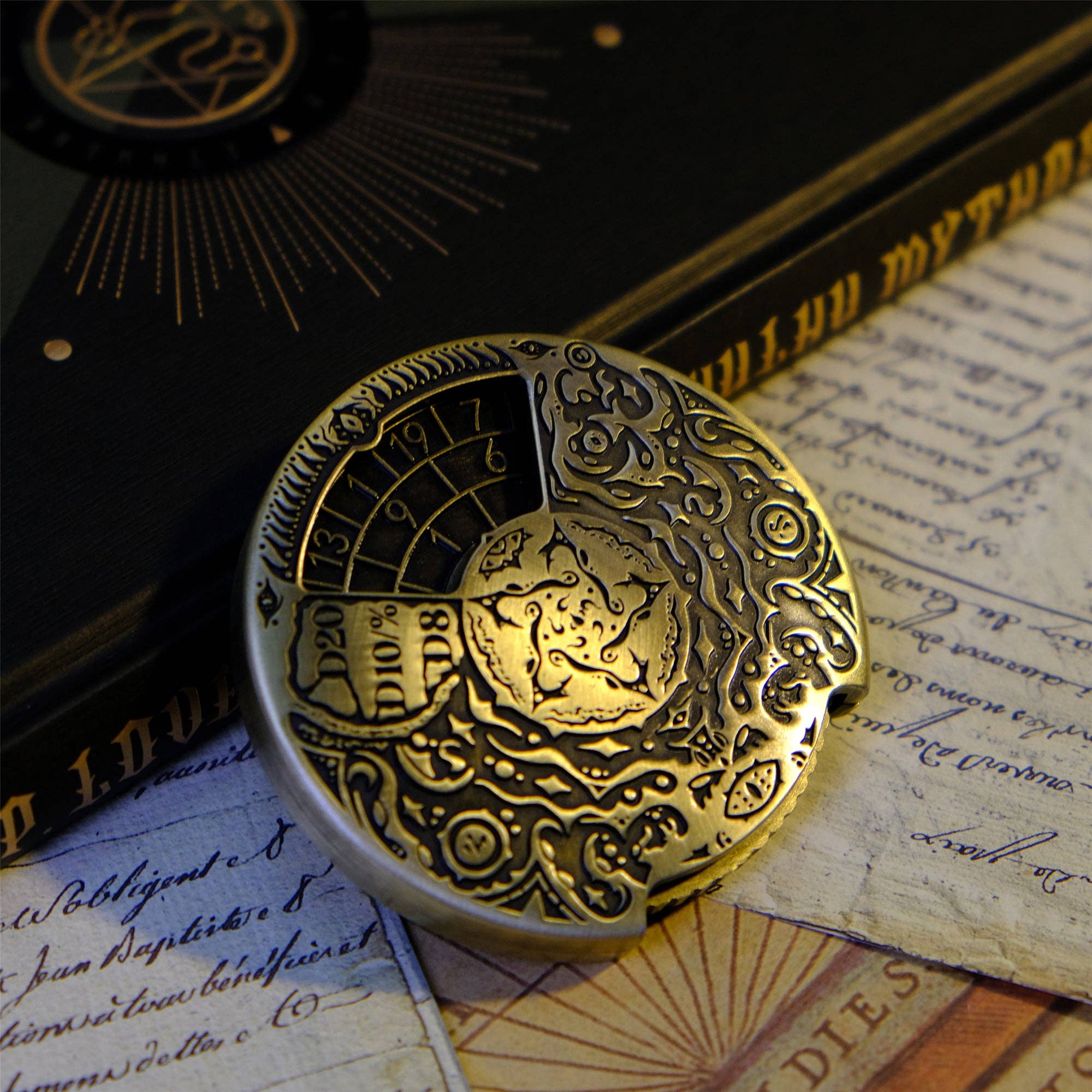 Vermilion Collection - Vendita all'ingrosso Dadi - La Ruota dei Sogni di R'lyeh 7-in-1 Dadi Roulette di Cthulhu0