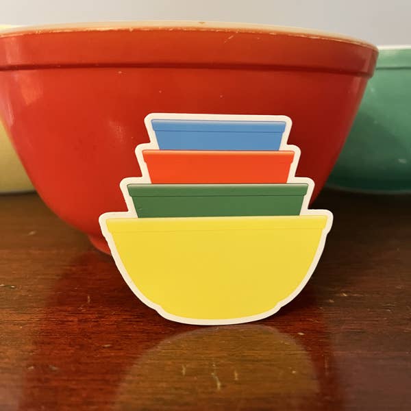 Eleven Lakes Market - Wholesale Magnet - Pyrex Bowls Magnet1