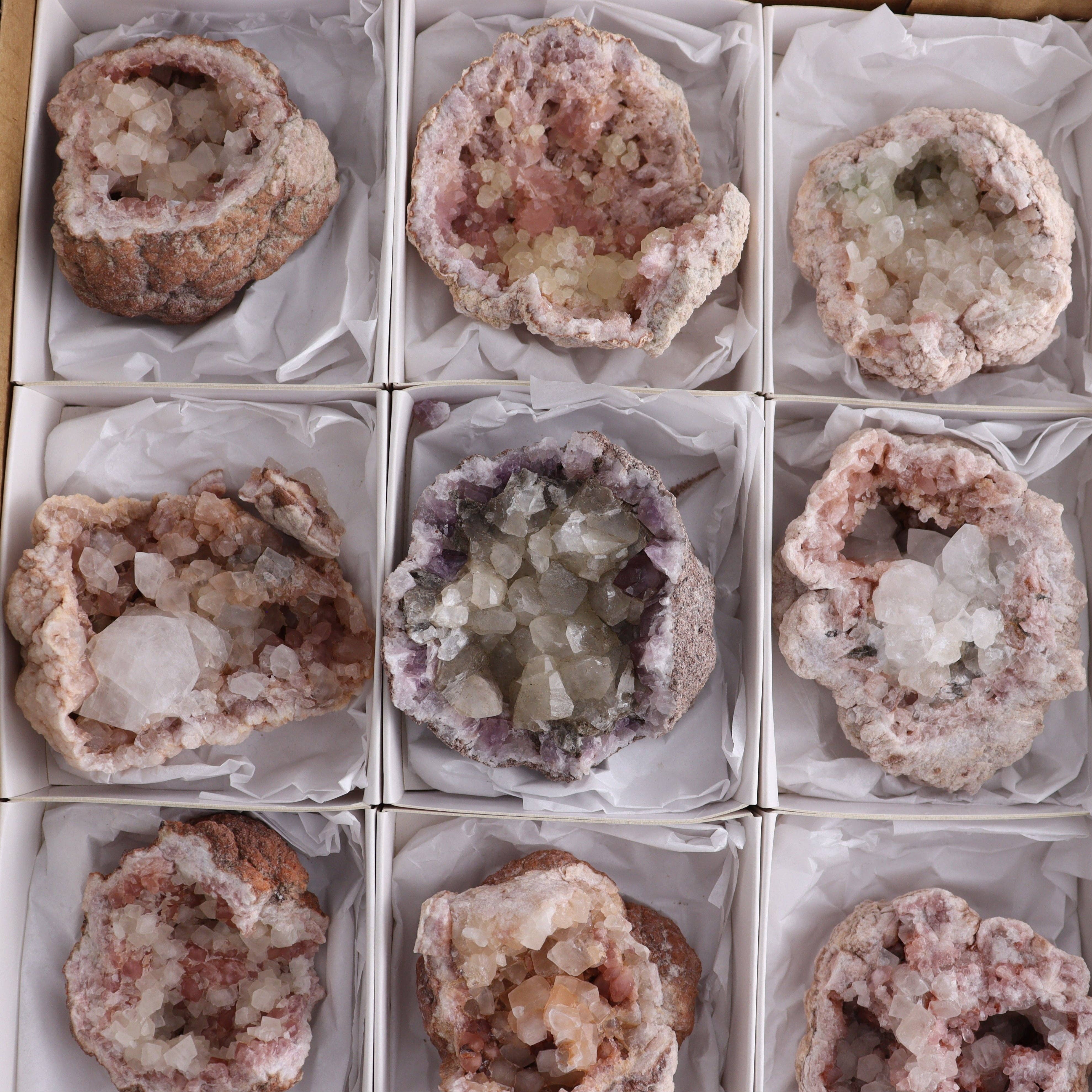 Mi Esperanza Minerals - Wholesale Spiritual Stone/Crystal - Pink Amethyst Set of 122