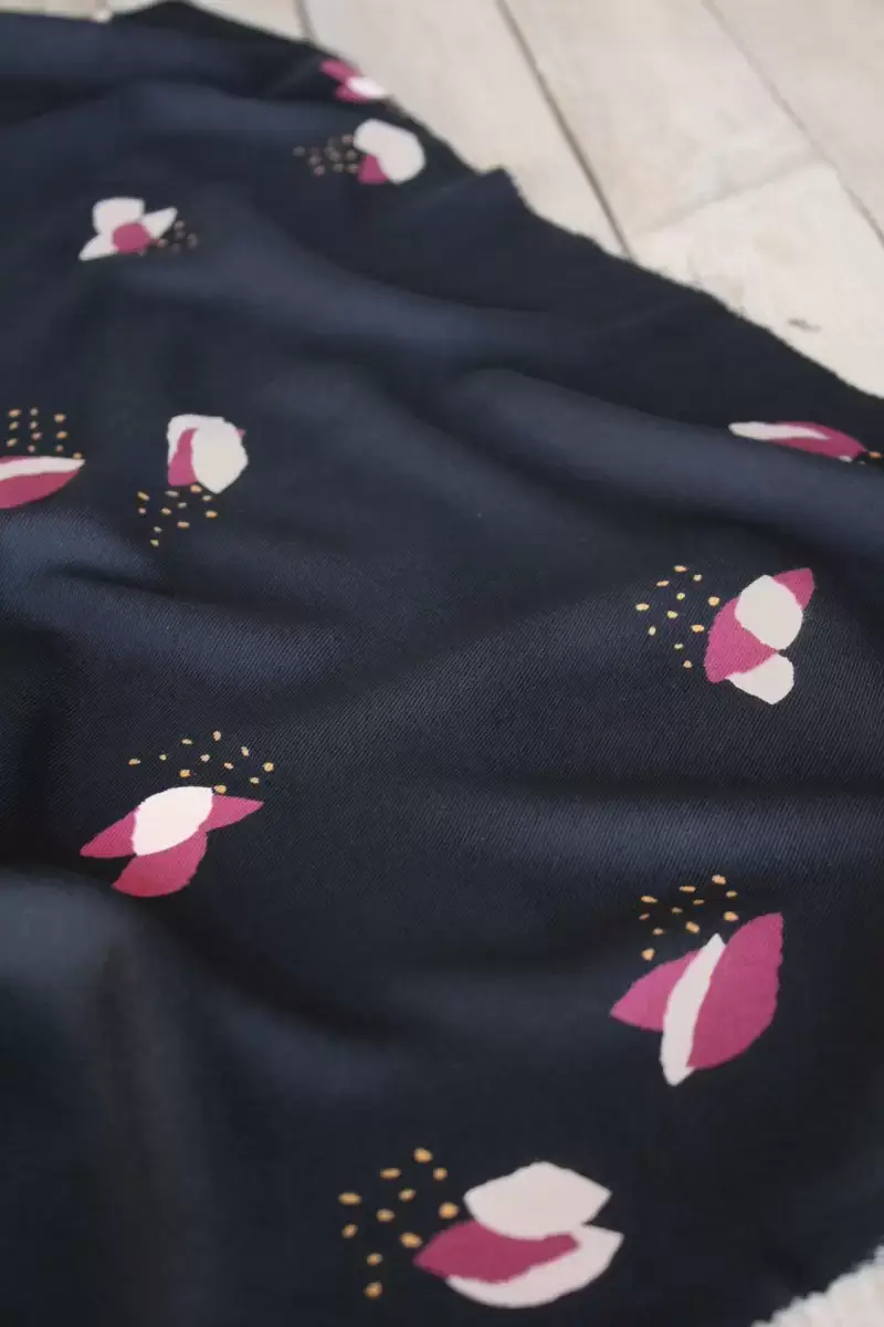 Eglantine et Zoé - Wholesale Fabric - Fago Black Liquorice Viscose Twill Fabric3