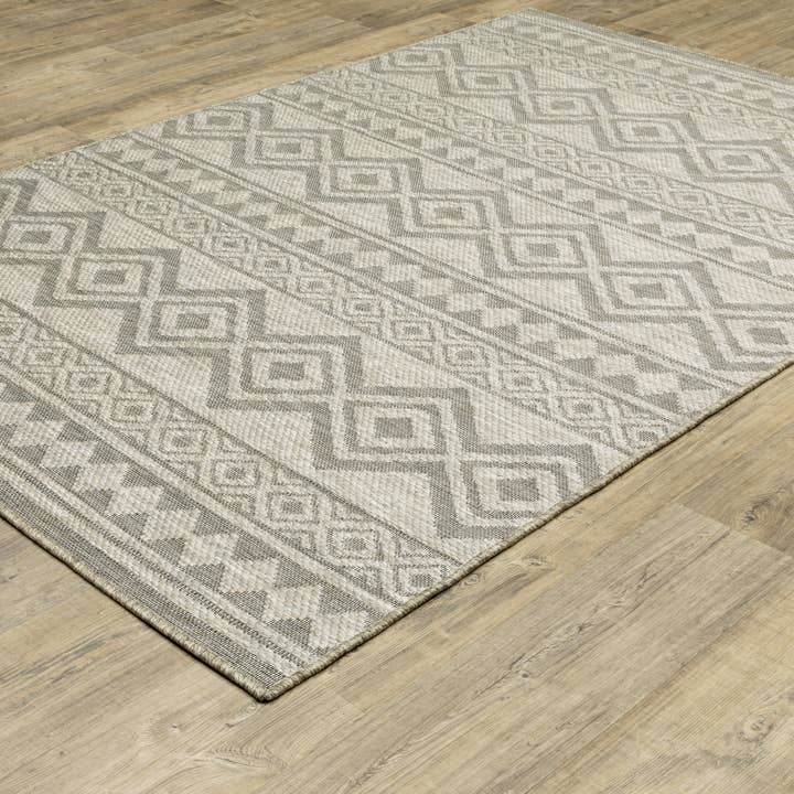 Oriental Weavers - Wholesale Area Rug - Tortuga / TR03A3