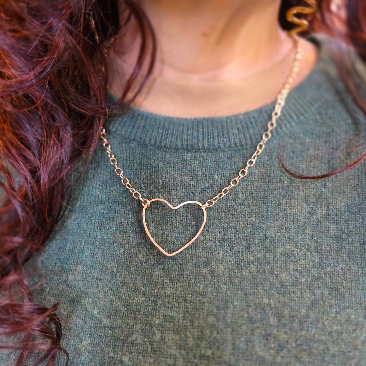 Dreamers of Dreams - Vente Colliers à pendentif - Collier Cœur Martelé Or Moyen1