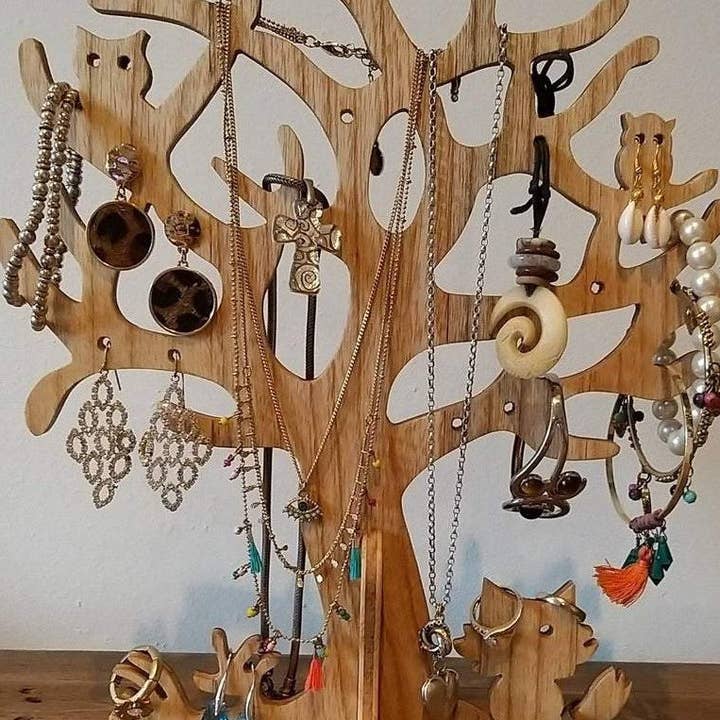 WOODEN TIES & GIFTS – wholesale Smyckesmonter – Handgjorda trä smycken träd