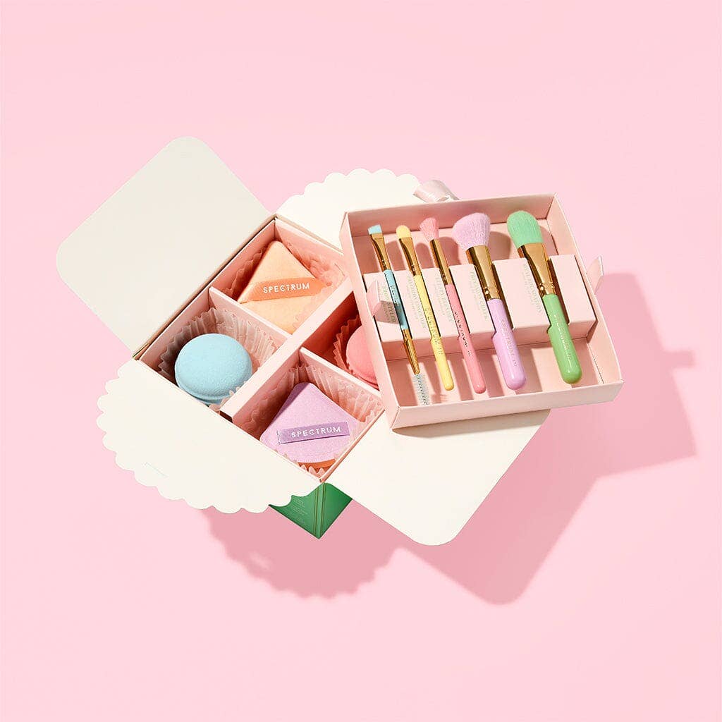 Spectrum Collections - Wholesale Makeup Brush Set - Spectrum Patisserie Box1