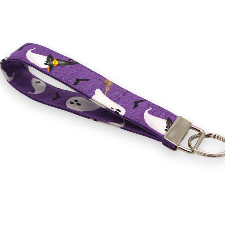 Cute witchy ghosts keychain for wholesale by Paper Chasing Collars Dog Accessories