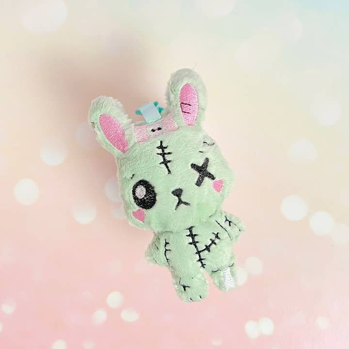 Kawaii Hair Candy - Wholesale Keychain – Unisex - Creepy Cute Gurokawa Dead Bunny Plush Bag Charm Keychain 2
